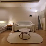 Comfortable Gangnam House In The City Center-03